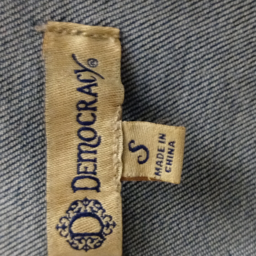 Democracy Jean Jacket Size S - Picture 8 of 8